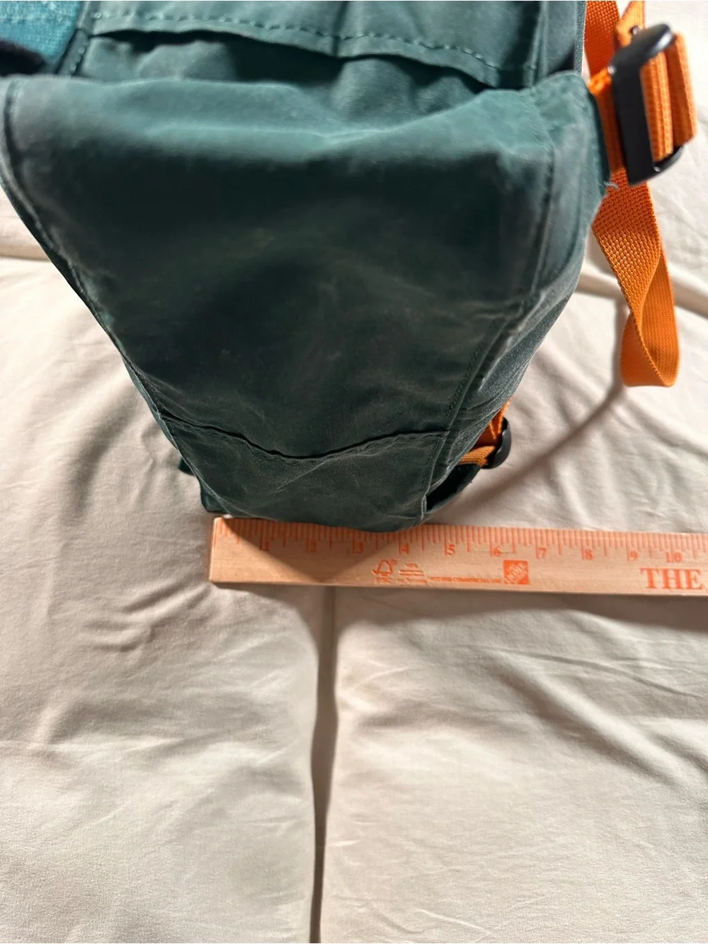 Fjallraven beautiful dark